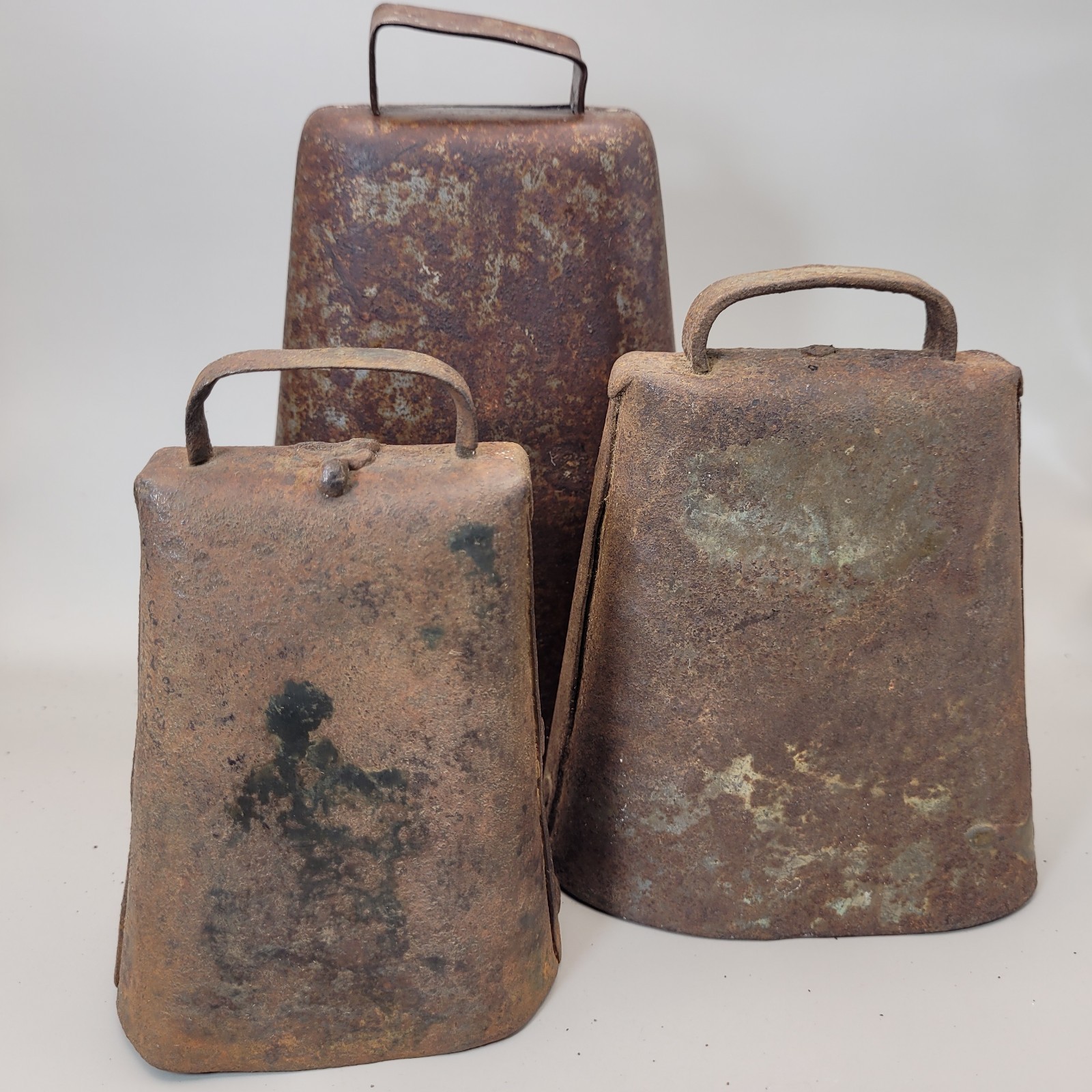 Lot of 3 Primitive Antique Cow Goat Sheep Bells Metal Rustic Farm 5\