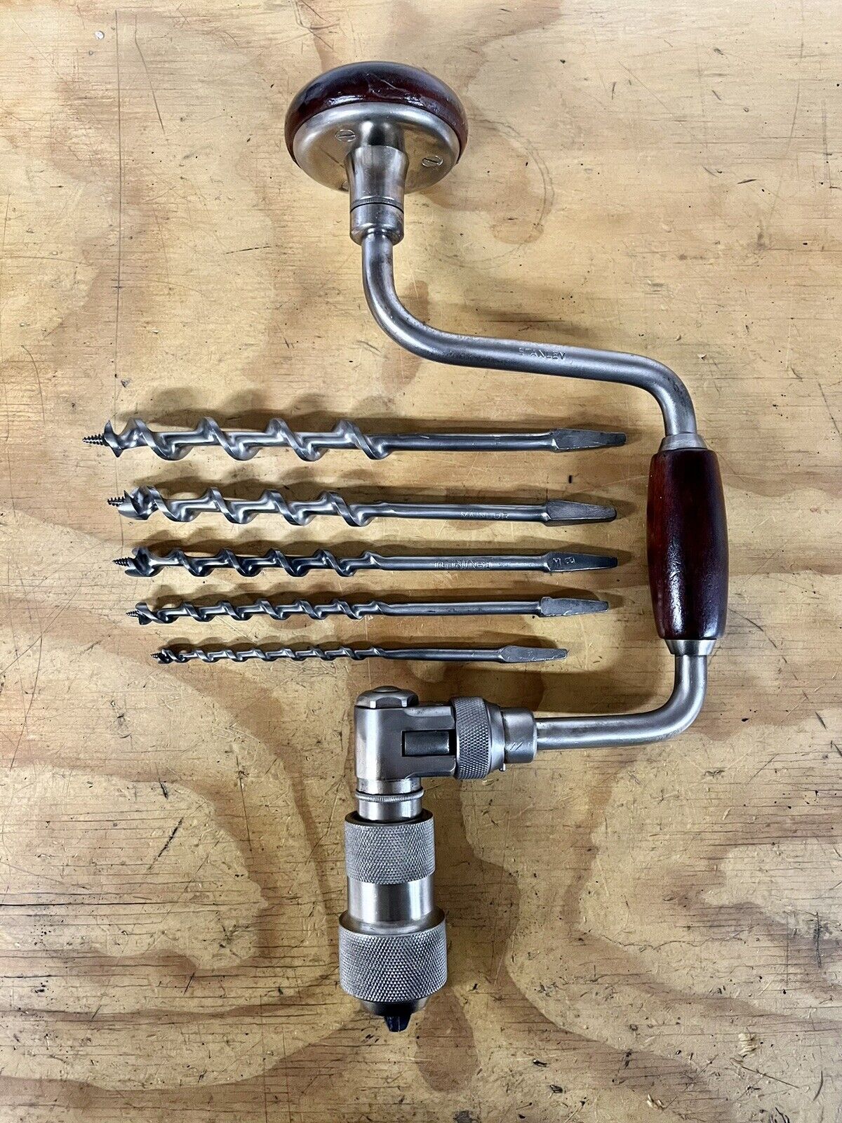 Vintage Stanley 1246 Pro Grade Bit Brace Hand Drill Universal Chuck Jaws & Bits
