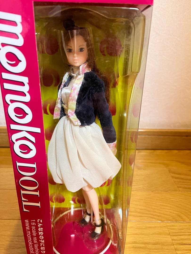 momoko doll Asian Bud