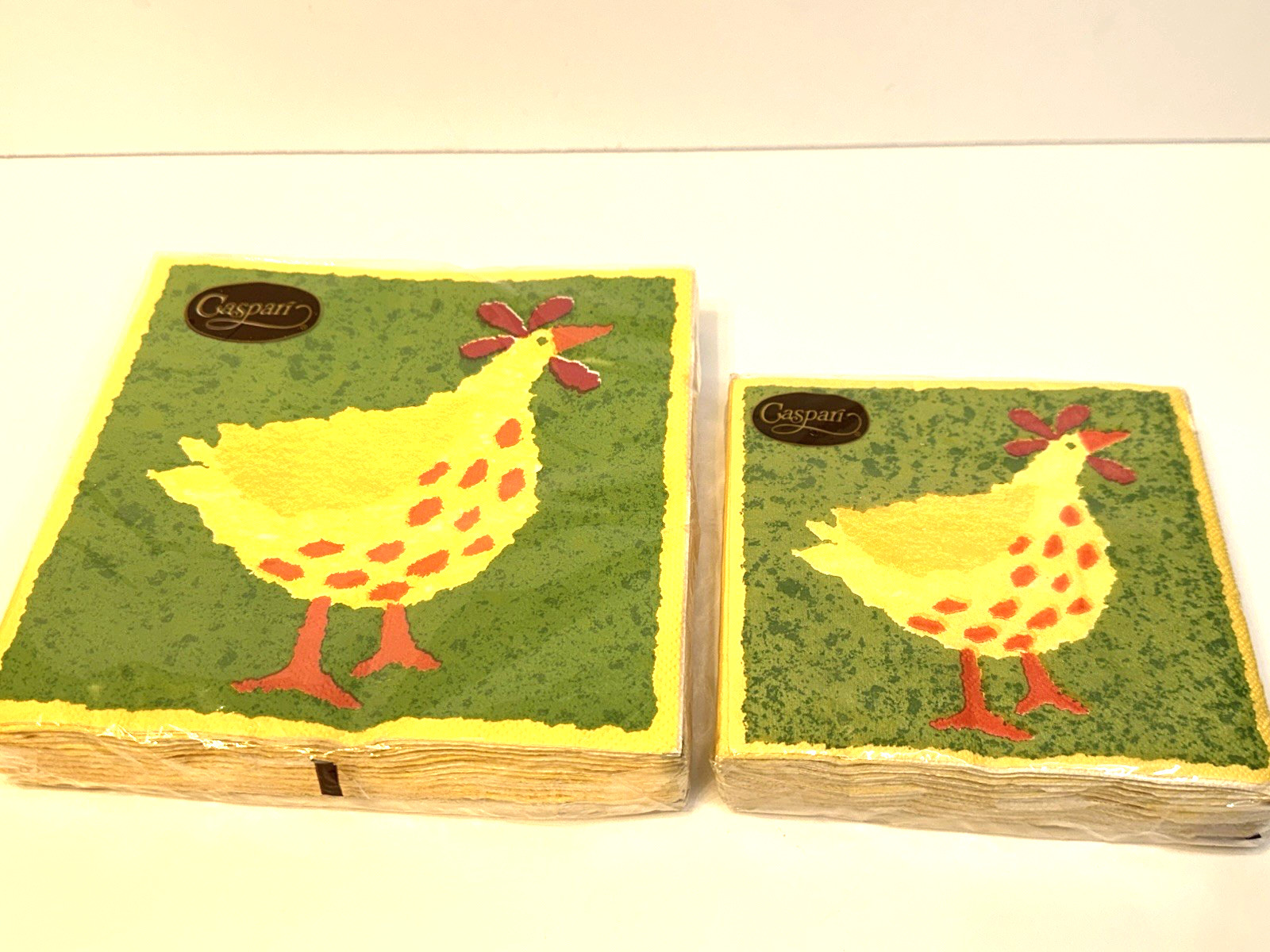 2 PKS VTG CASPARI 'HENRIETTA' PAPER NAPKINS New Old Stock