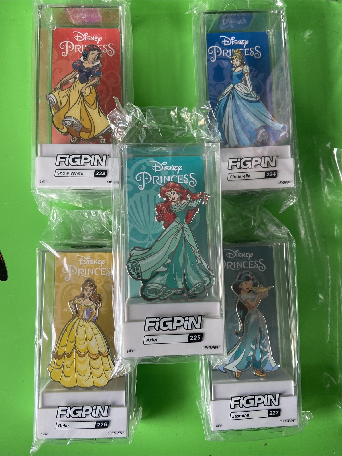 Figpin Set of 5 Disney Princesses Jasmine, Belle, Ariel, Cinderella, Snow White 