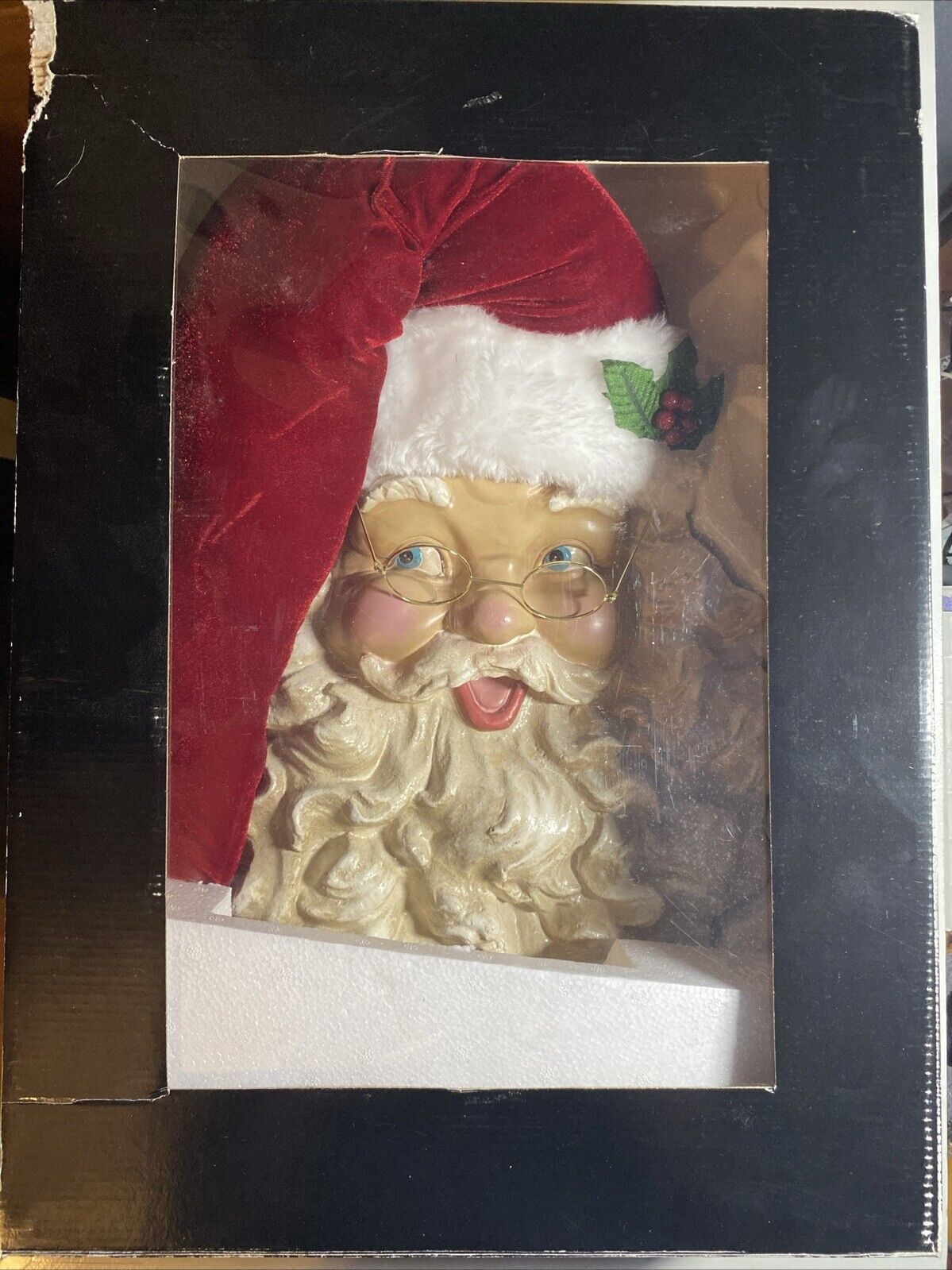 Hobby Lobby Jumbo Santa Claus Head Wall Decor. Size 22x14x5.5in New In Box