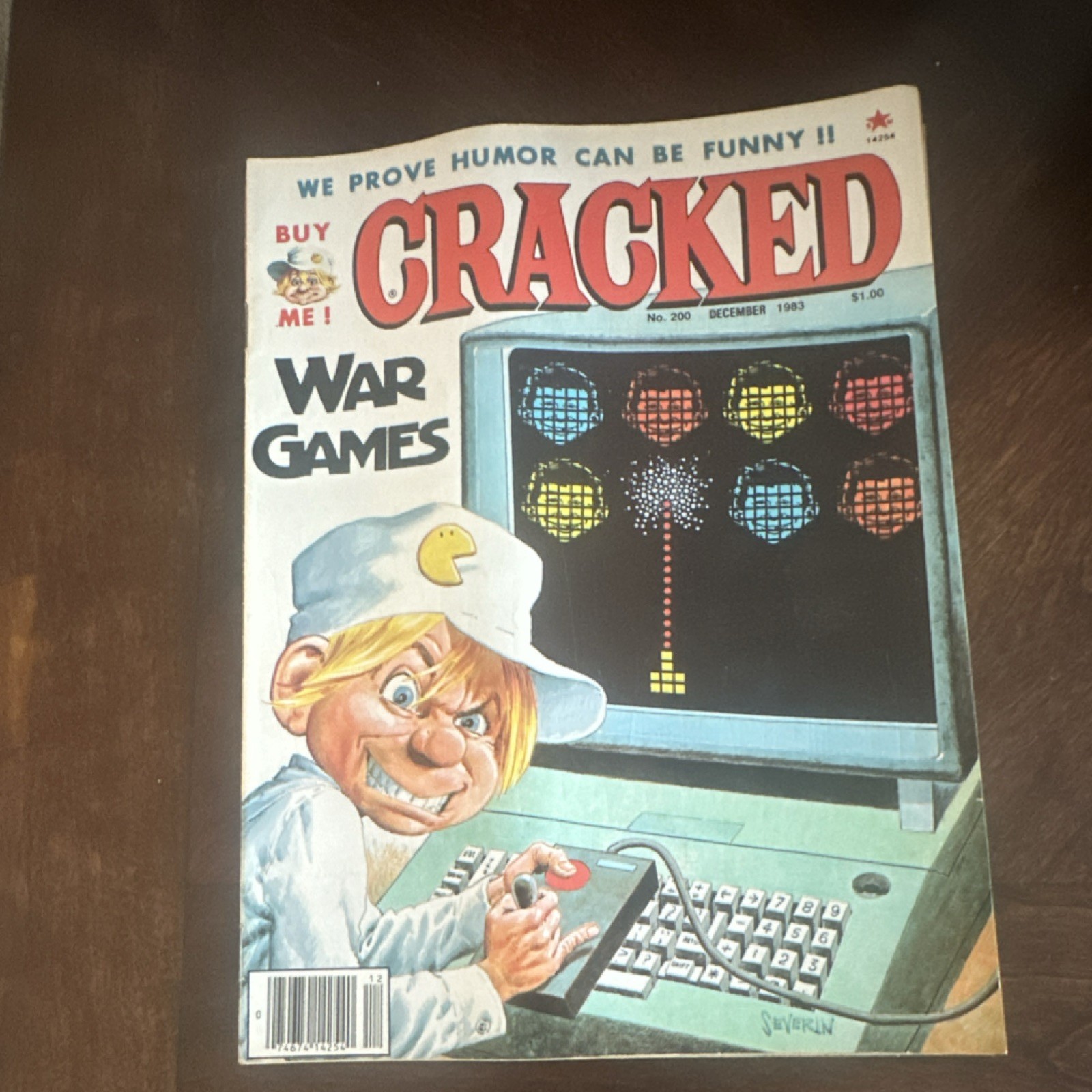 Cracked No. 200 Dec 1983 Illustrated Bonus Poster War Games TV Arcade