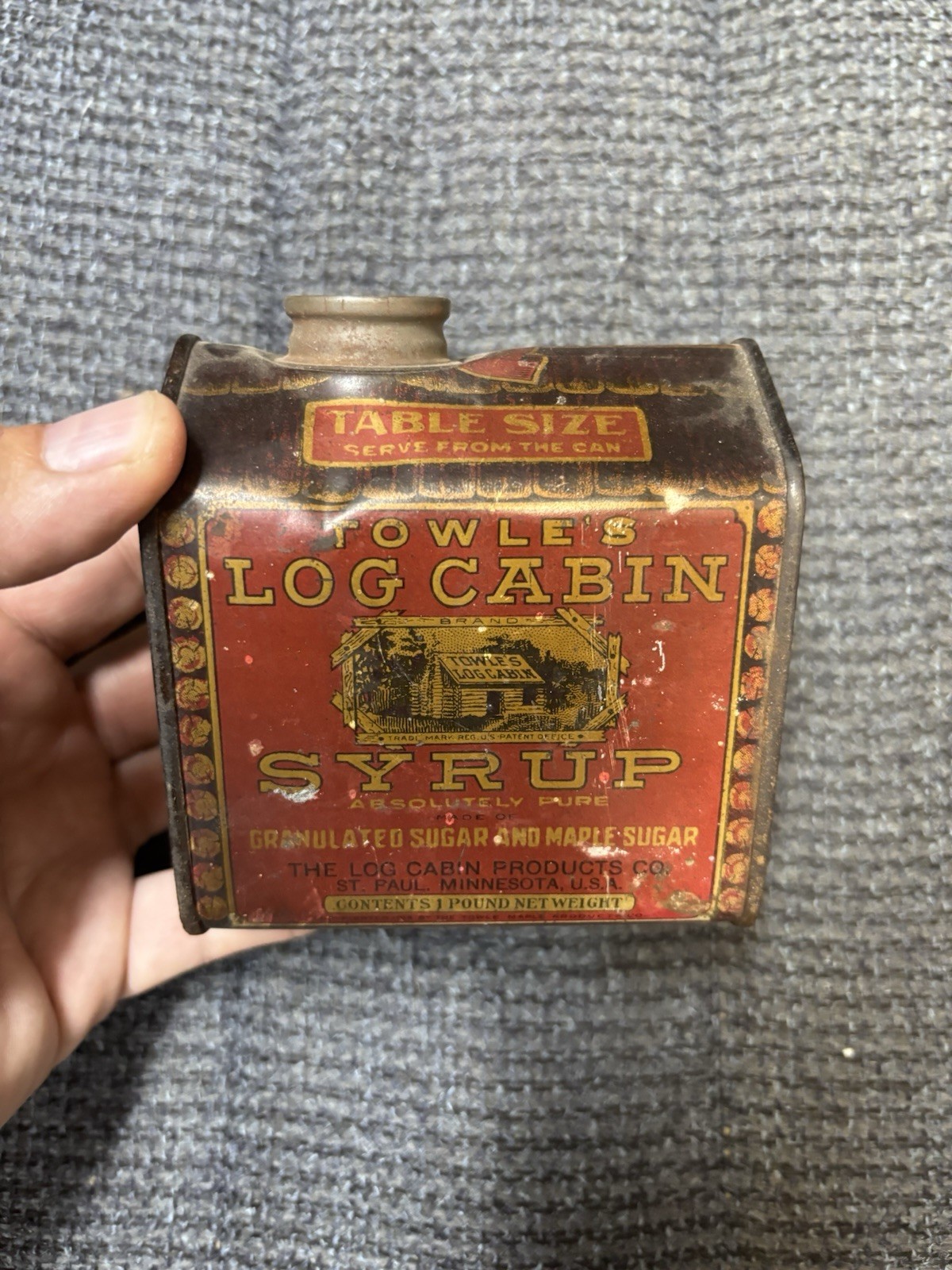 Vintage Towle\'s Log Cabin Syrup Metal Tin table Size 1 lb (no lid) Vintage Towle\'s Log Cabin Syrup Metal Tin table Size 1 lb (no lid)