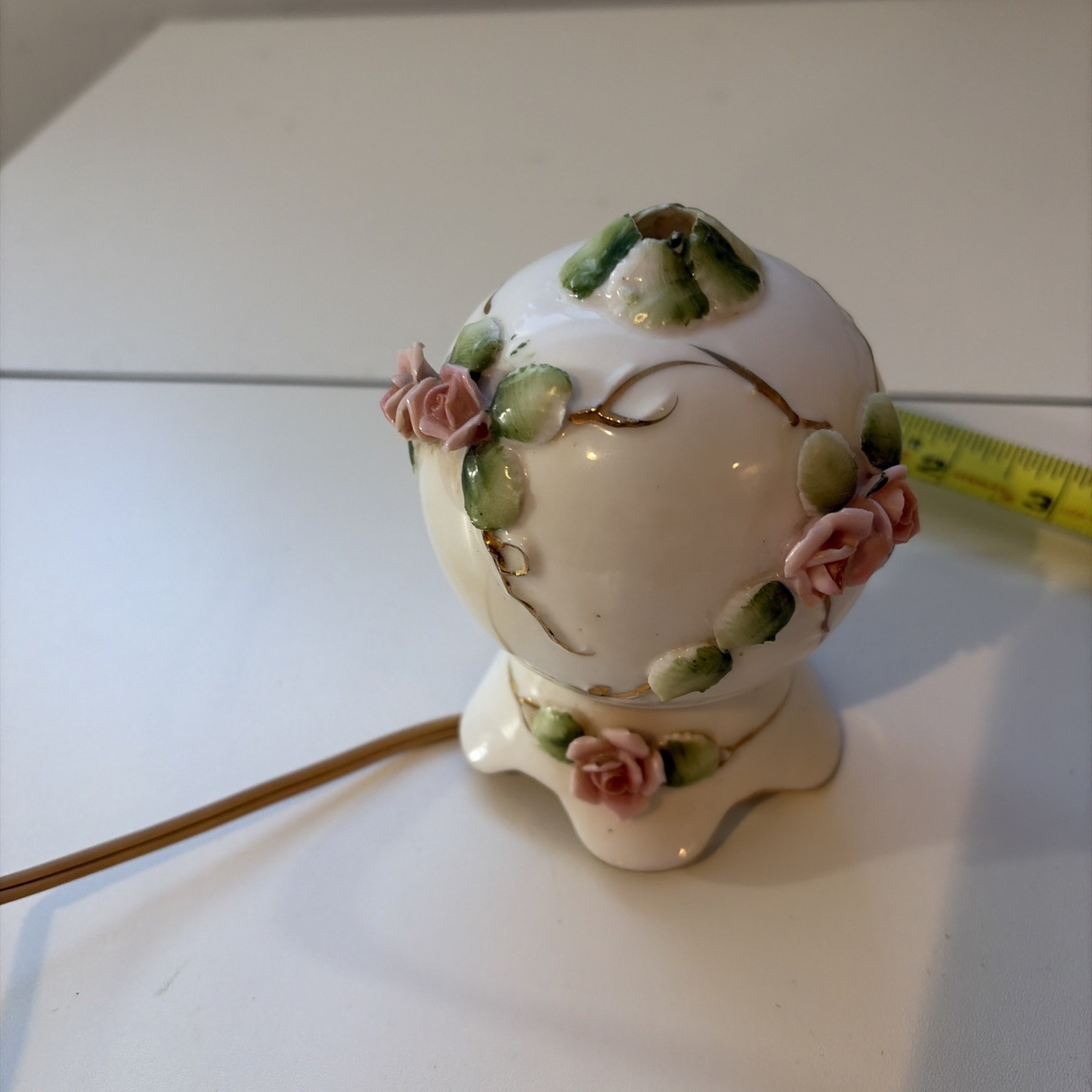 Vintage 1930s Mini Perfume-er & Night Light Porcelain W/ Pink Roses Irice Japan