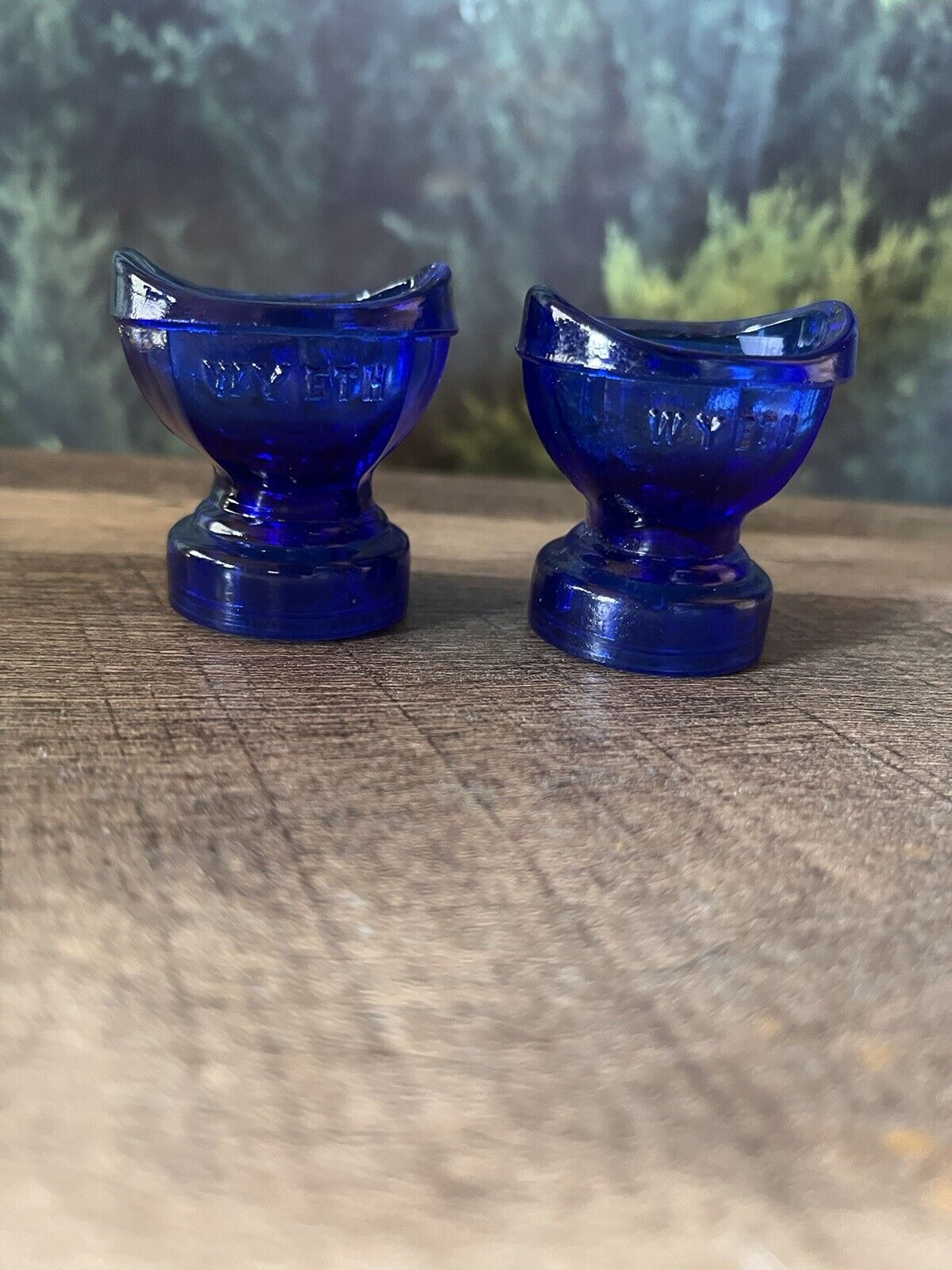Vintage Wyeth Cobalt Blue Glass Eye Bath Wash Cup Medical Collectable  (2)