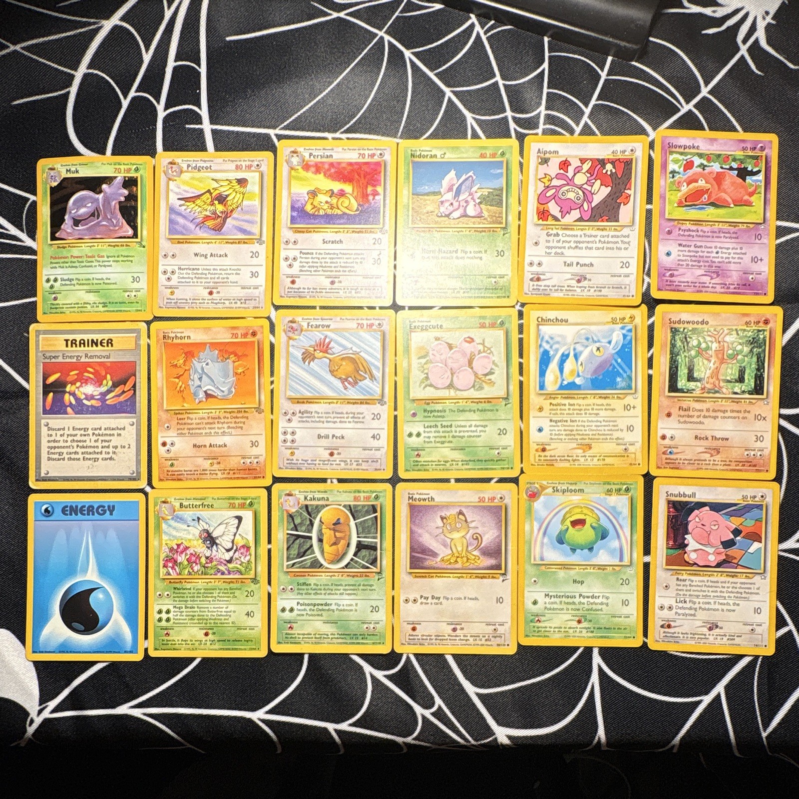 Lot 2- Pokémon WOTC Vintage 1999-2000 Unlimited 18 Card Neo/Jungle/Fossil