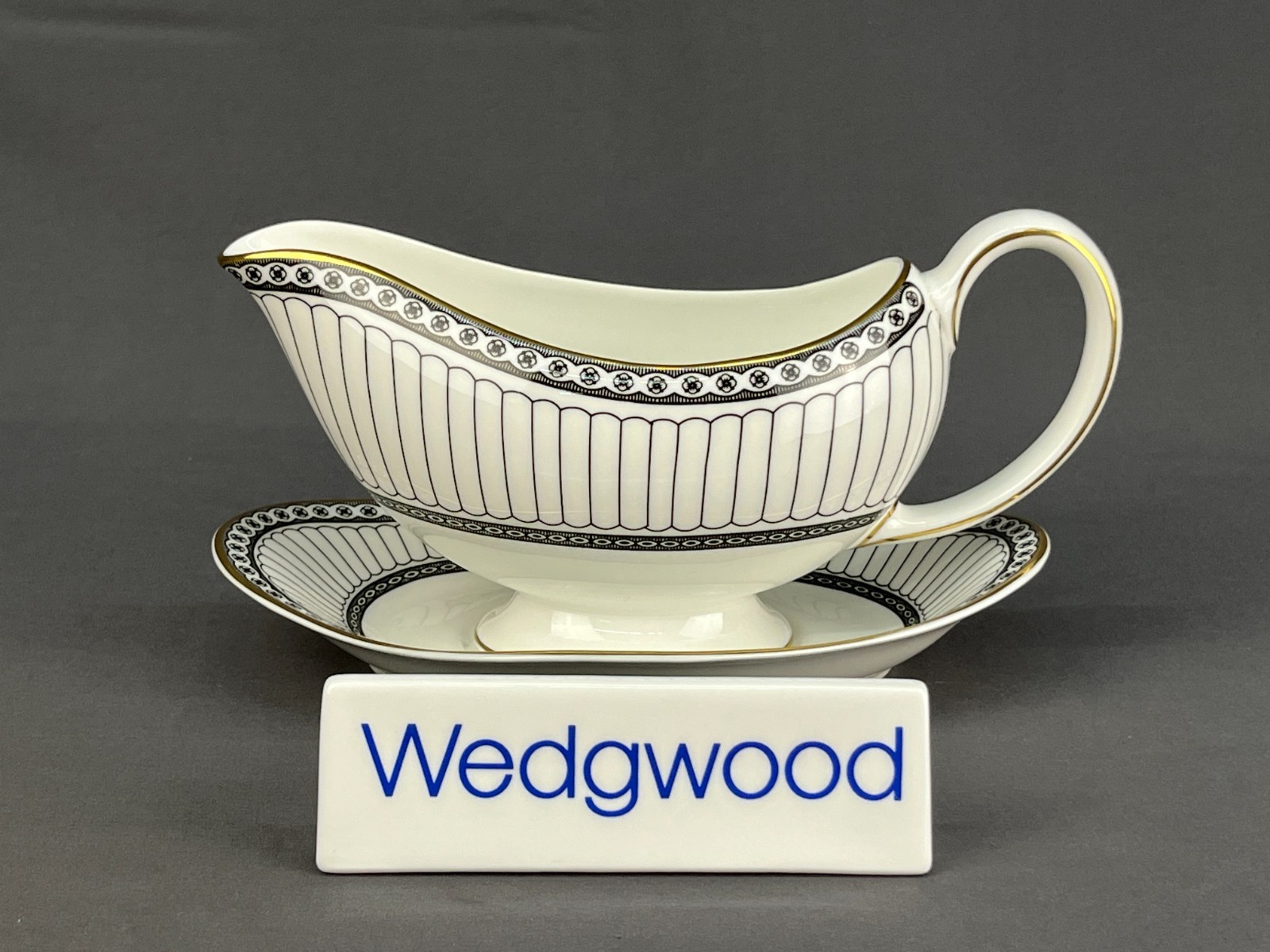 Wedgwood Colonnade Gravy Boat + Attached Underplate 8” Bone China; Mint England