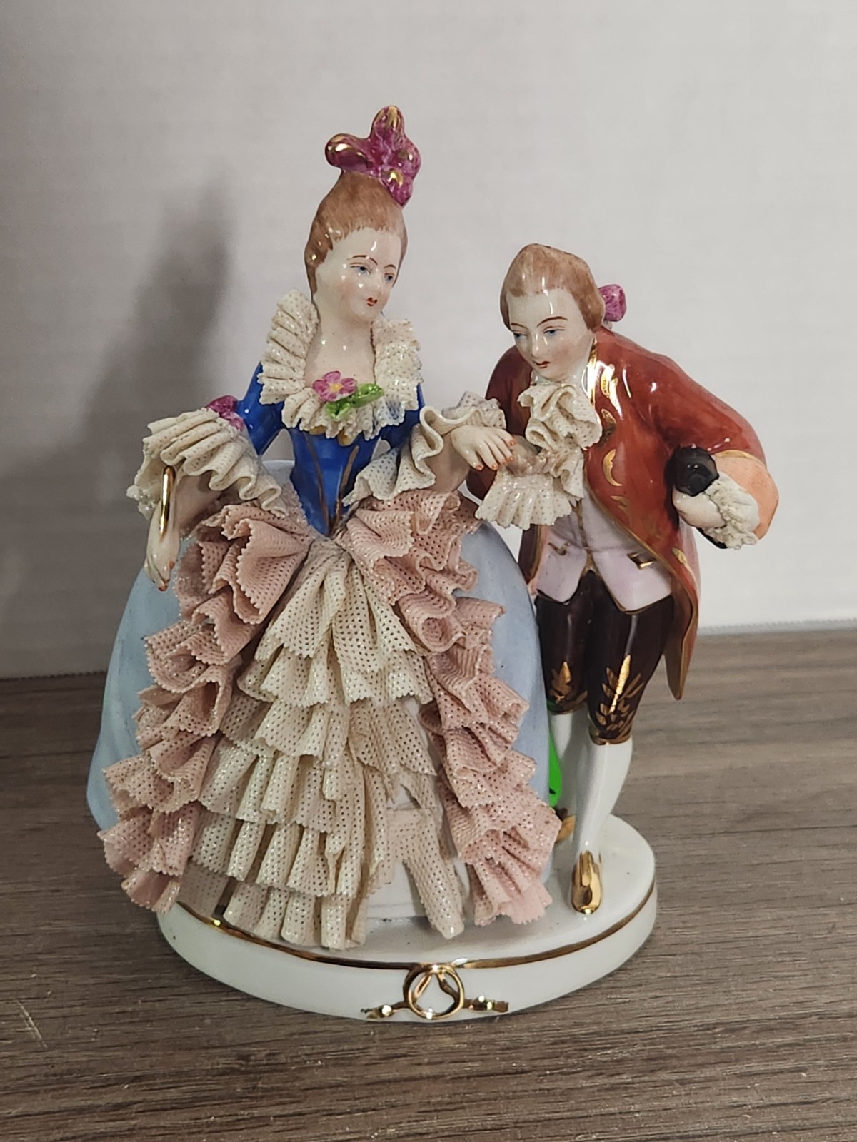Vintage Rare Dresden Couple Lace Dress Porcelain Figurine 