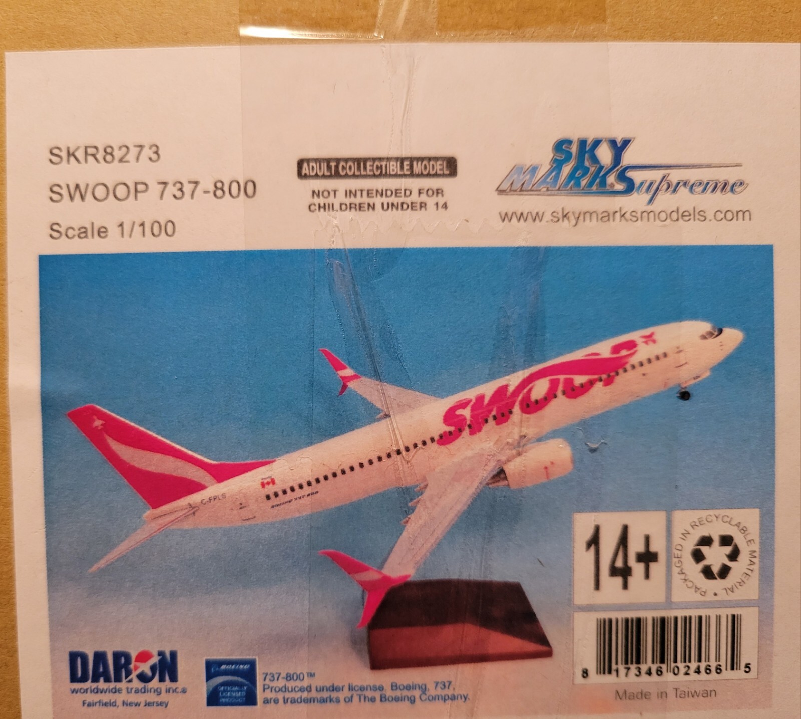 SWOOP AIRLINES Skymarks Supreme SKR8273  1/100 Scale 737-800 - Westjet