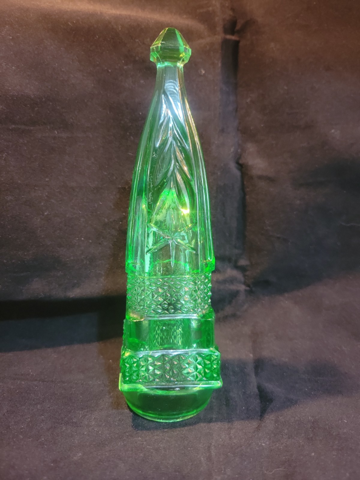 Vintage Antique Green Vaseline Uranium Glass Car Bud Vases 7.5” Near Perfect