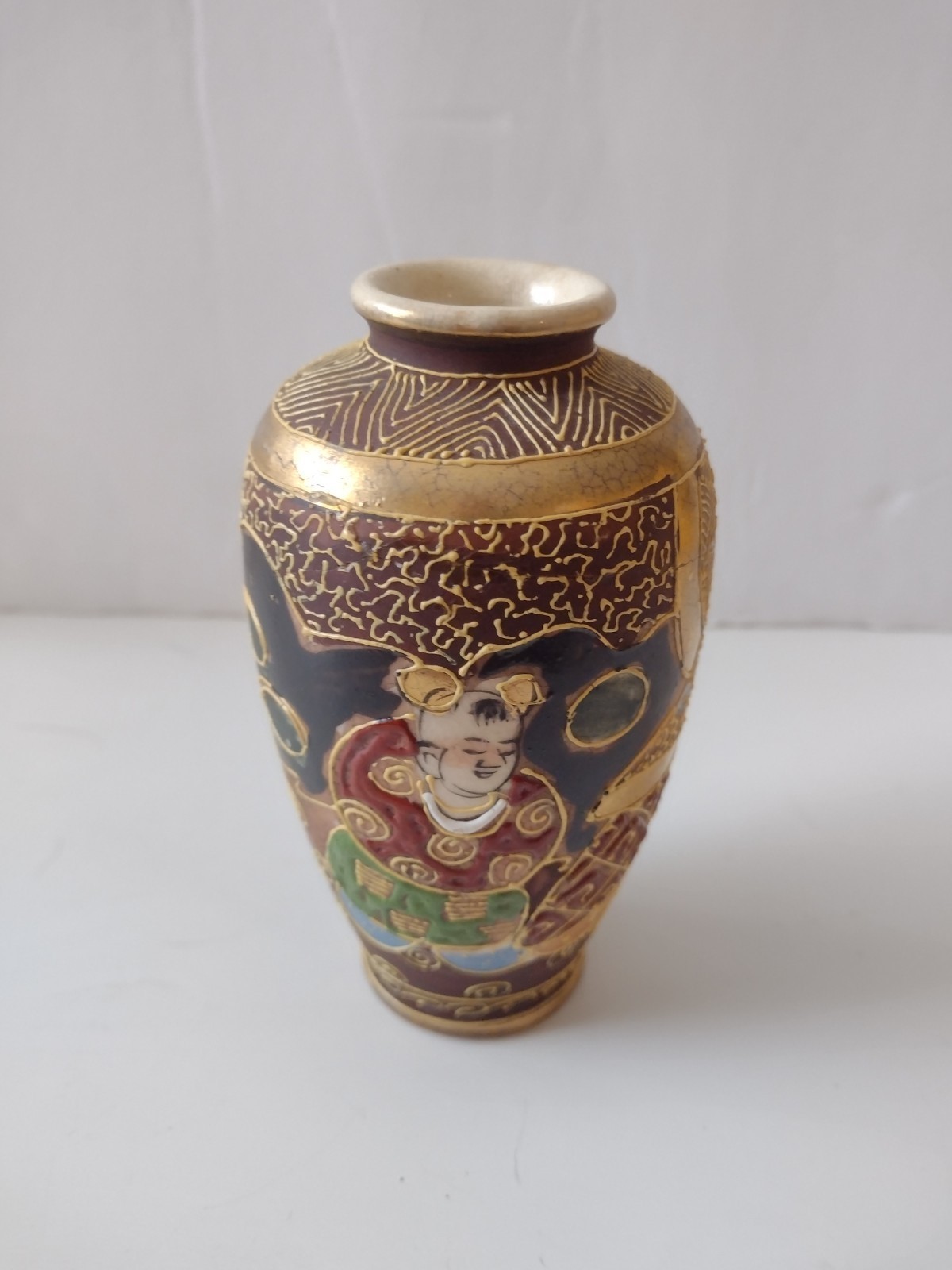 Antique Japanese Meiji Period Satsuma Pottery Vase Hand Painted Figures 5