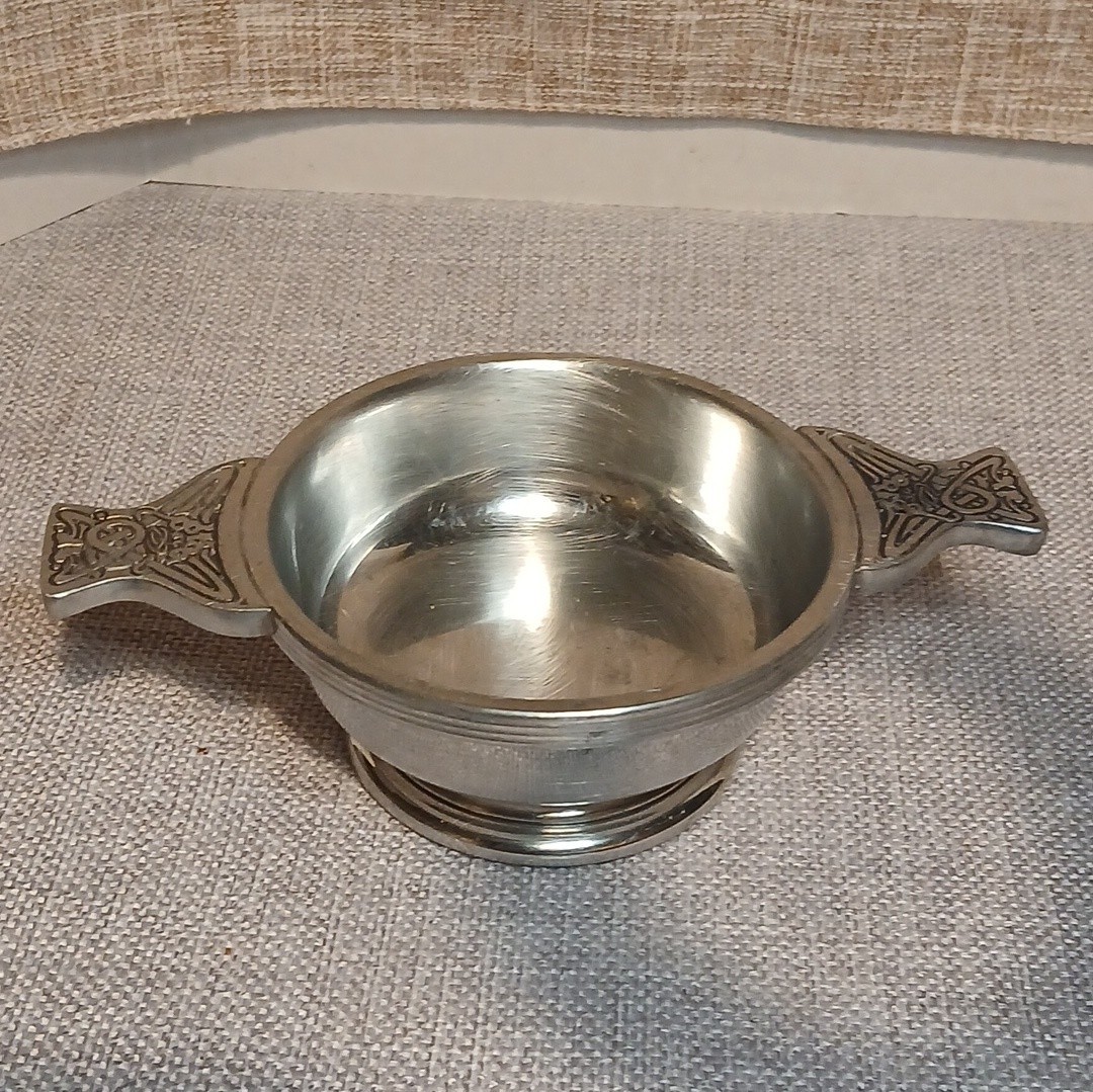 Celtic Scottish Friendship Piper Pewter Quaich Cup Thistle and Knot Design