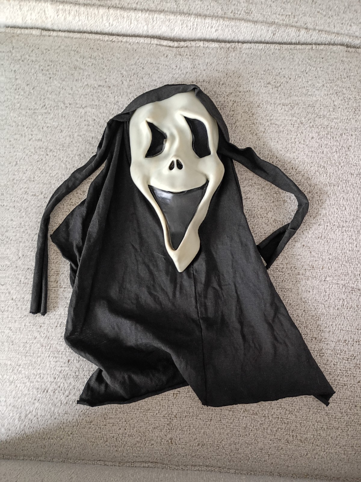 Vtg Ghost Face Scream Smile Tate Mask Cotton Shroud Fun World Glow in Dark 10\