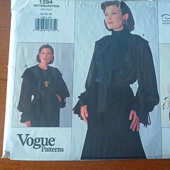 Vogue American Designer Oscar de la Renta  #1284 Misses Blouse Size 14.16.18