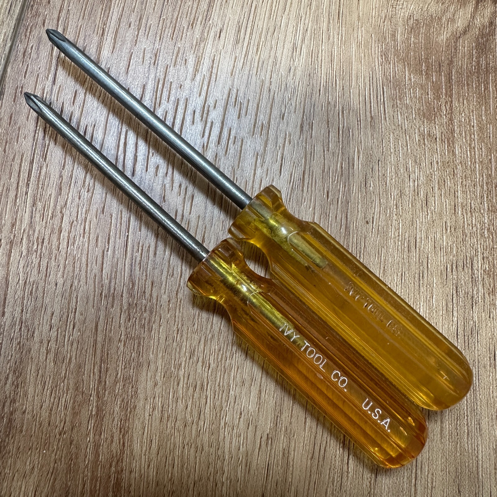 Vintage Ivy Tool Co USA Phillips Screwdriver #1 - Set of 2 Yellow Handle