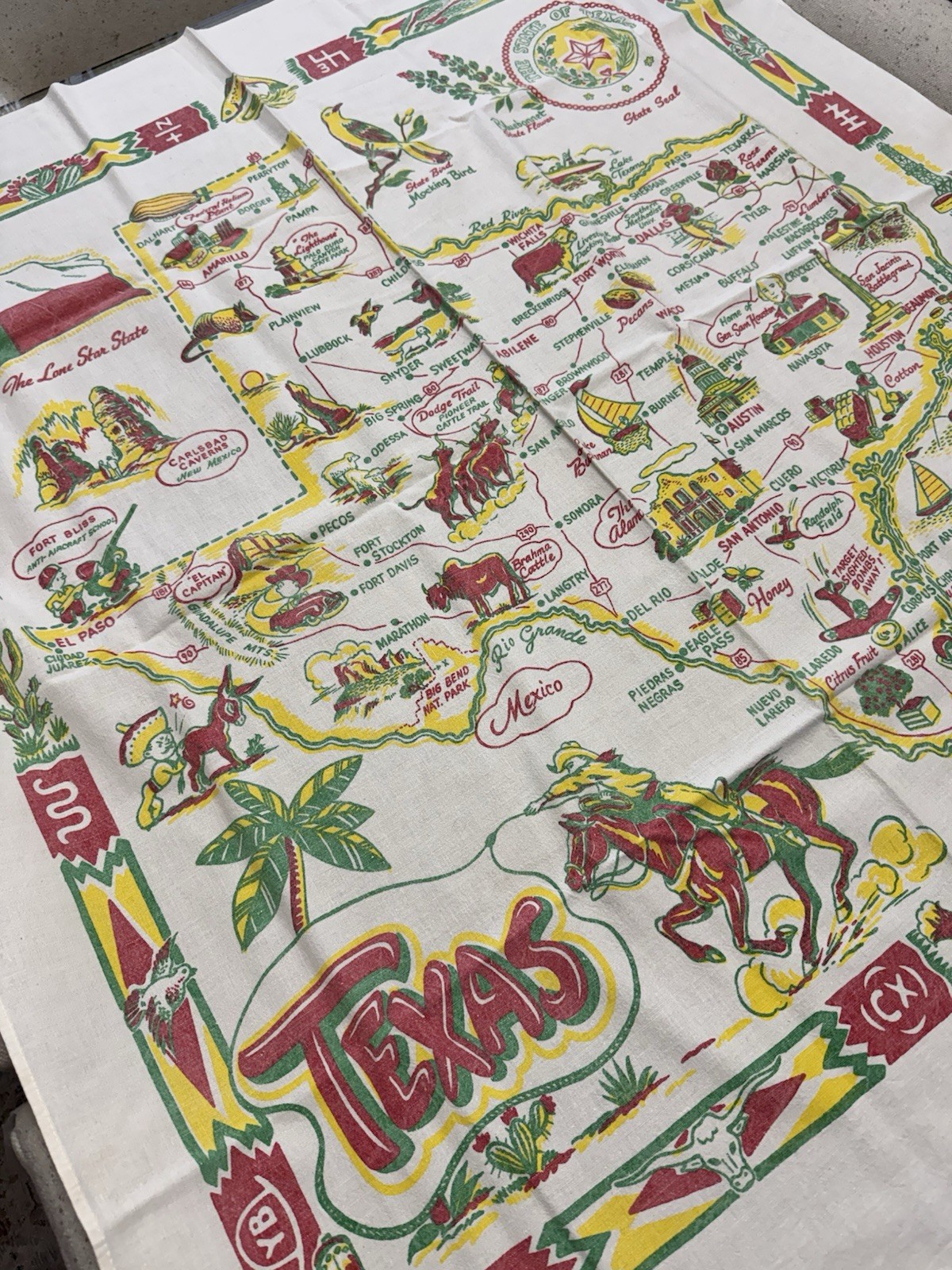 Vintage Texas State Souvenir Map Tablecloth Cotton Landmarks Green Red Yellow