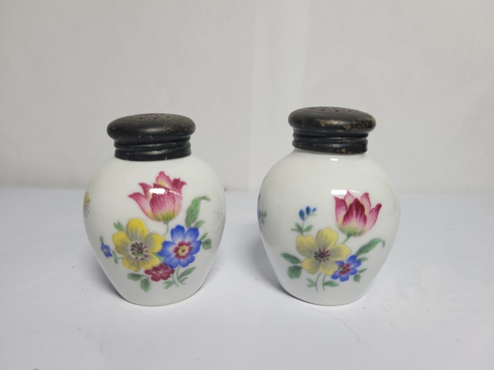Vintage Thomas Germany Floral Salt and Pepper