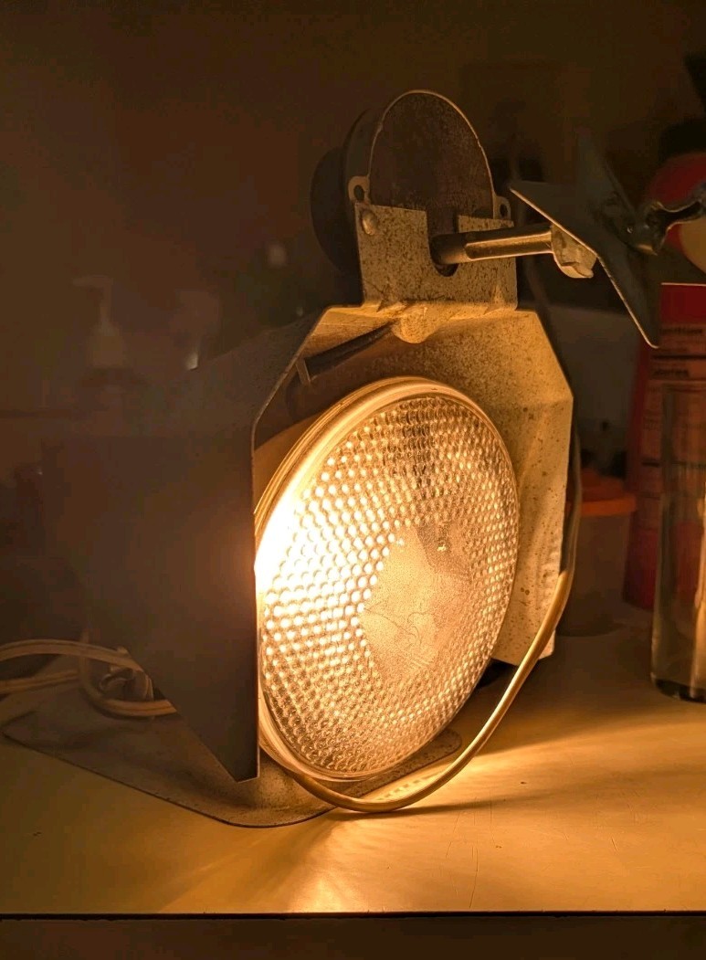Vintage Flood Light Works Great.