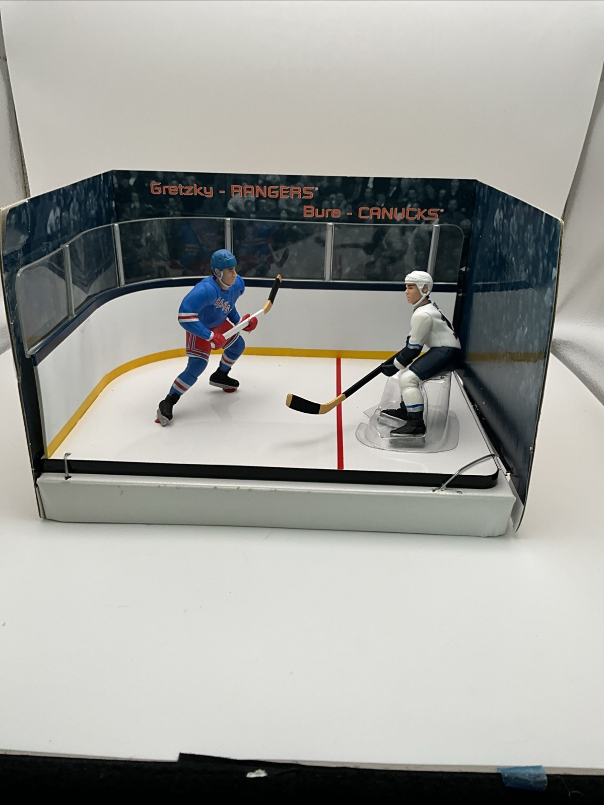Starting Lineup Freeze Frame One on One Gretzky vs Bure 1998 2-Figure Set 71861