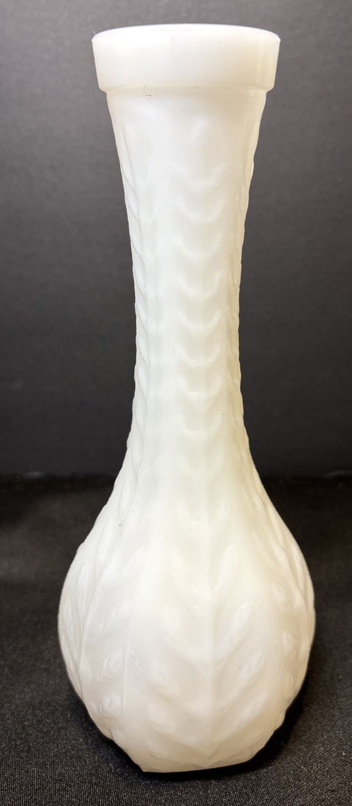Vintage FTD Milk Glass White Flower Vase 9” Leaf Design 1981 USA Great Condition