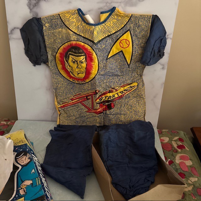 STAR TREK SPOCK Vintage 1975 Ben Cooper Brooklyn Kids Halloween Costume Collect STAR TREK SPOCK Vintage 1975 Ben Cooper Brooklyn Kids Halloween Costume Collect