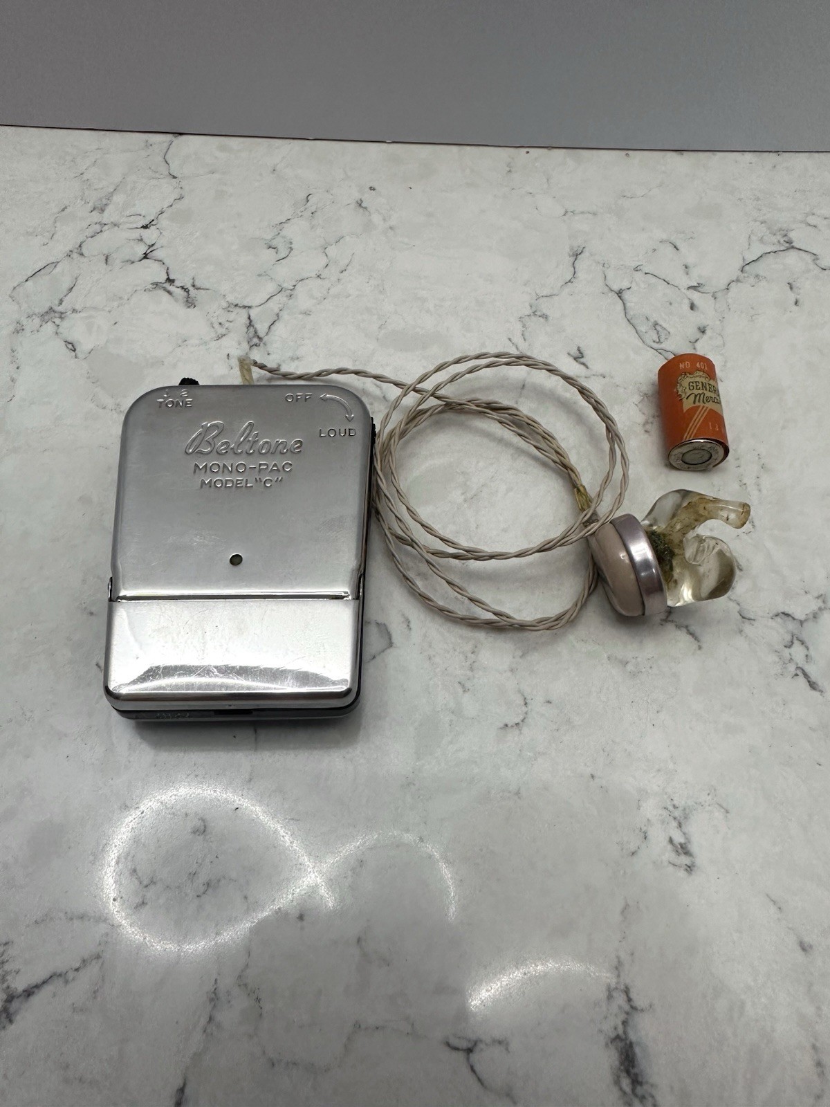 Vintage Beltone Hearing Aid Mono-Pac Model C Vintage Beltone Hearing Aid Mono-Pac Model C