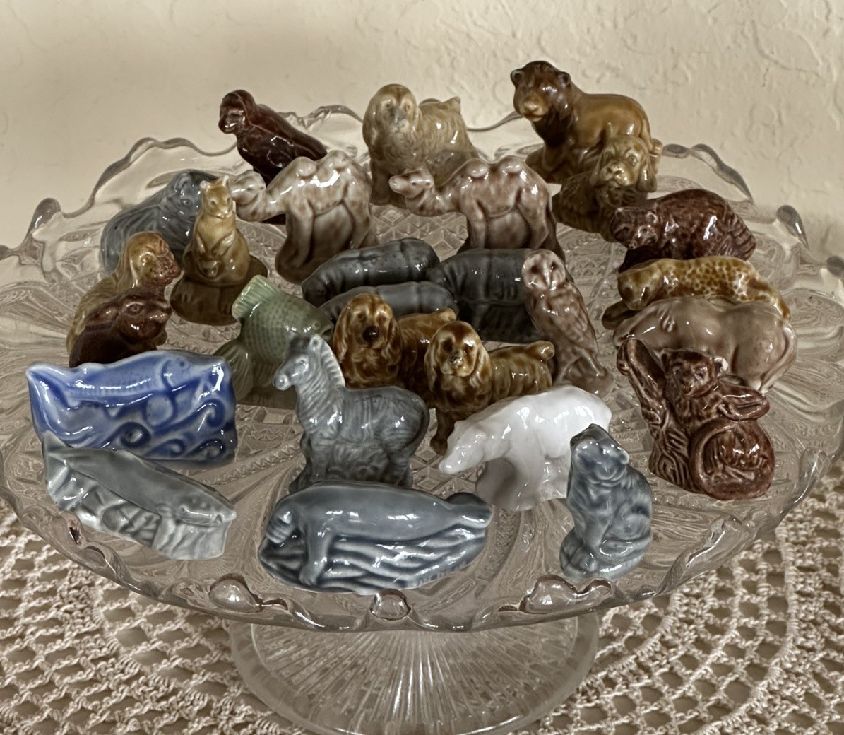 Vintage Wade Whimsies Red Rose Tea Collectible Figurines Lot of 27 Pieces