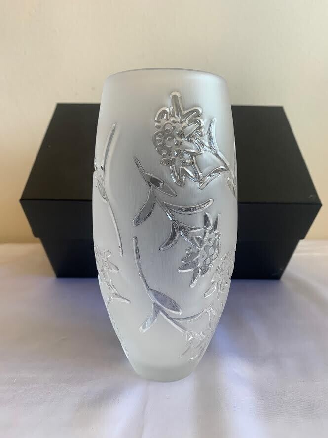 $595 LALIQUE CRYSTAL VASE EDELWEISS FLOWER BLOSSOM FRENCH ART SIGNED AUTHENTIC