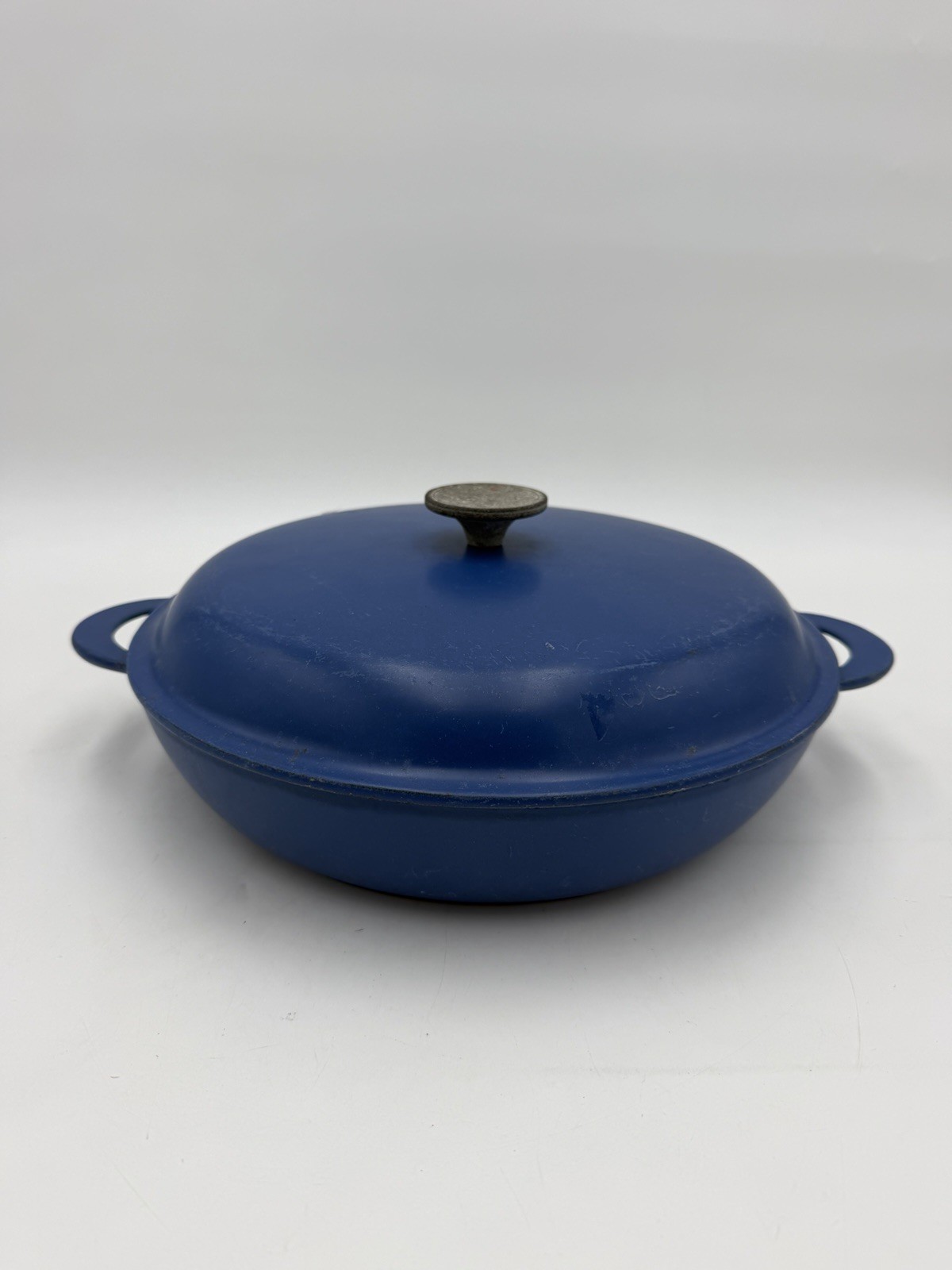 Vintage Le Creuset 30 Blue shallow Braiser Saute Pan Lid Enamel Cast Iron 12 Vintage Le Creuset 30 Blue shallow Braiser Saute Pan Lid Enamel Cast Iron 12