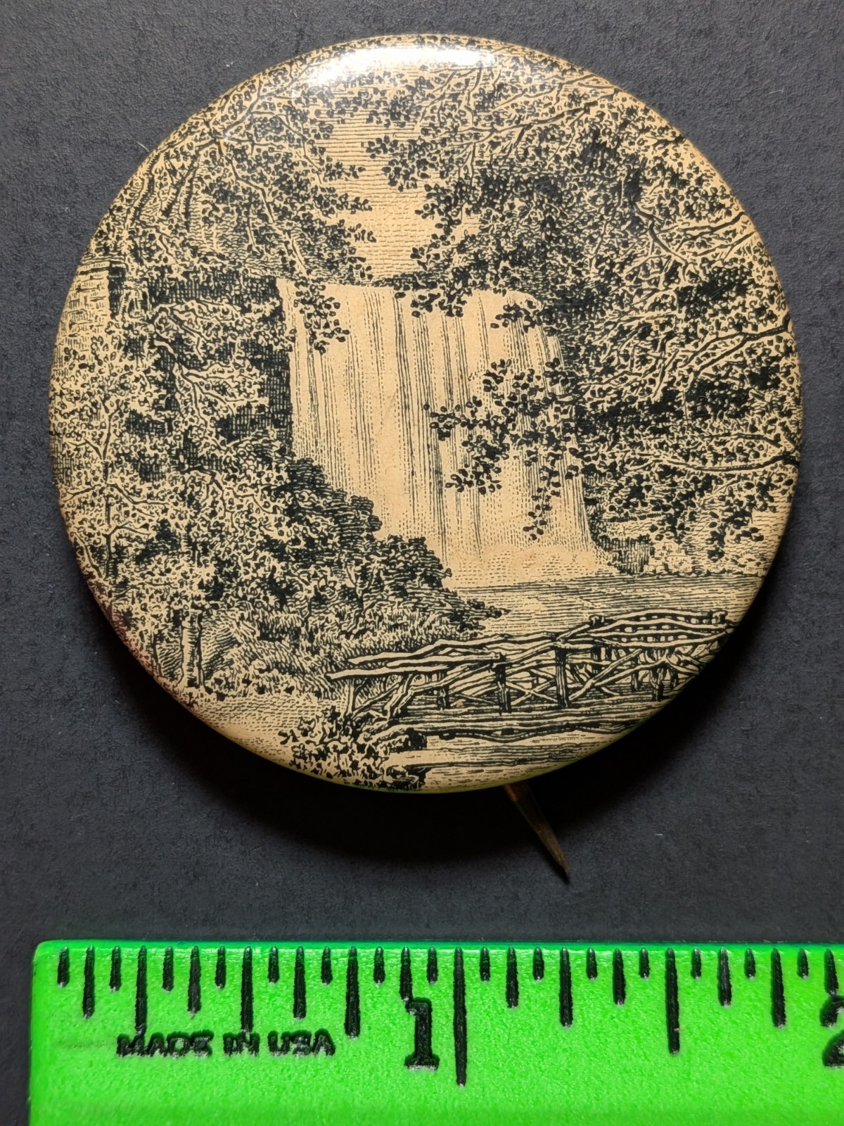 Vintage 1906 Minnehaha Falls Minnesota Pinback Pin