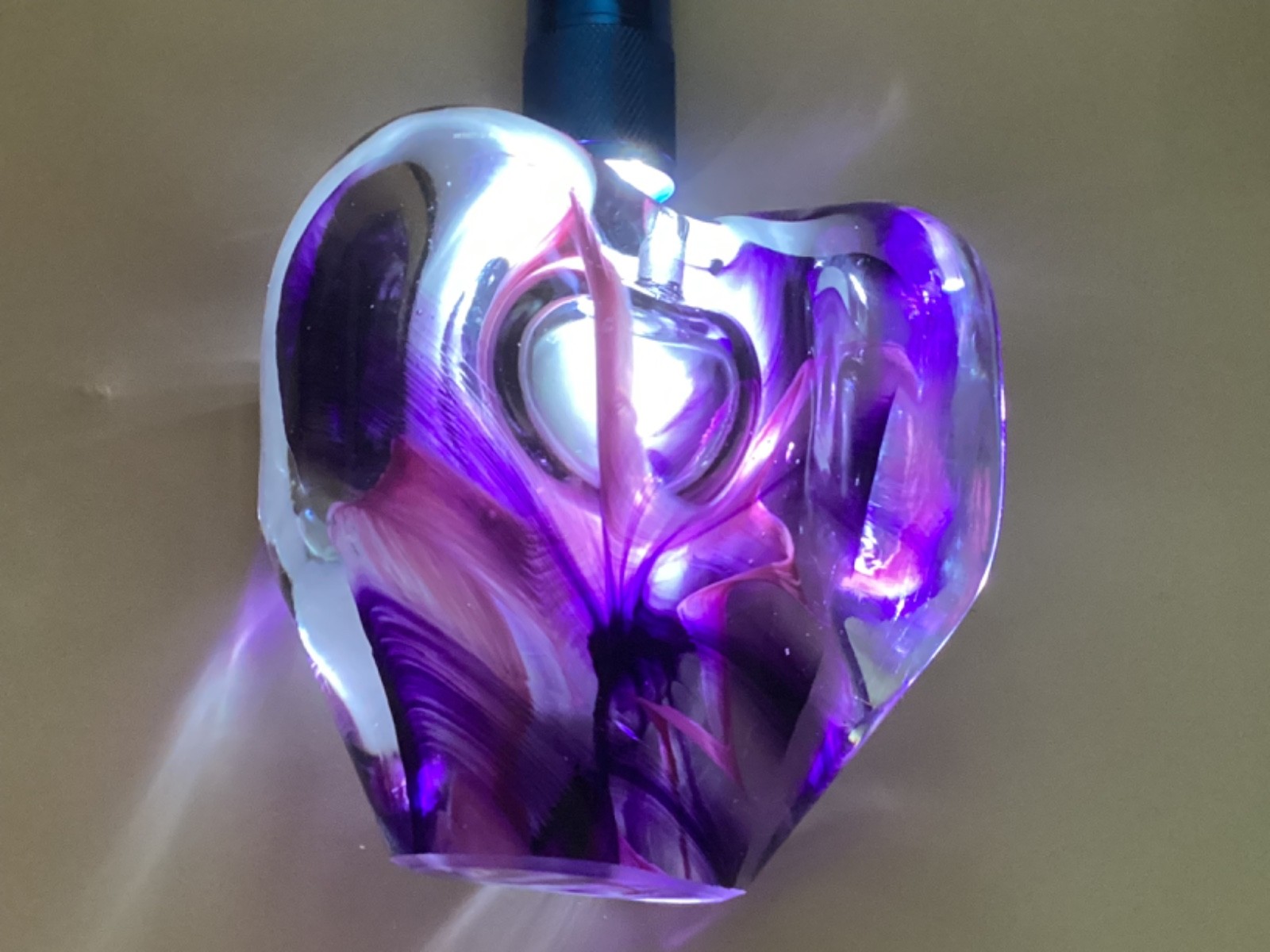 Unique Signed Zellique Art Glass Heart Perfume Bottle Pink Purple Swirl 4.5” Unique Signed Zellique Art Glass Heart Perfume Bottle Pink Purple Swirl 4.5”