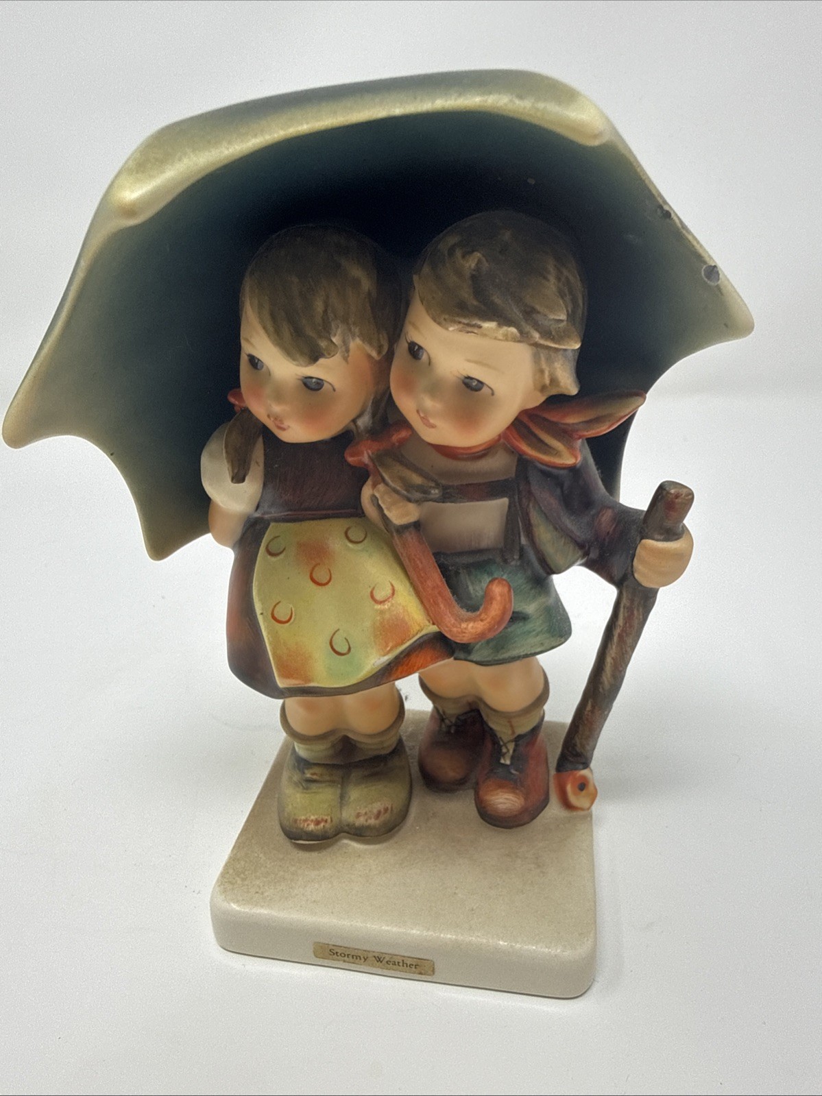 Vintage Goebel Hummel Stormy Weather #71 TMK-3 6” W Germany Figurine
