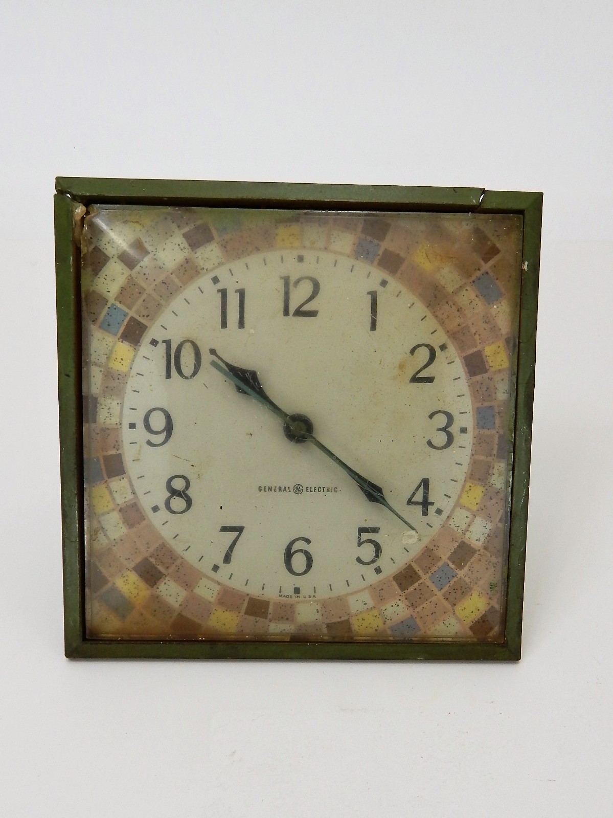 Vintage General Electric Wall Clock Model 2131 6\