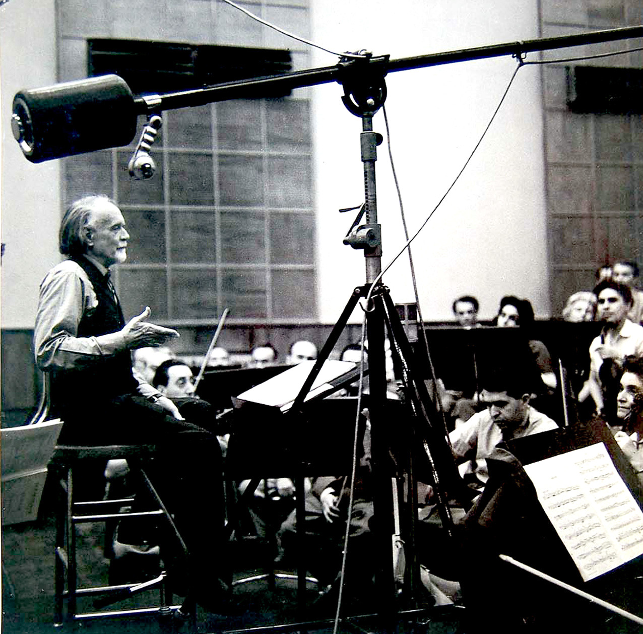 1940 Original GIANT ACTION PHOTO Conductor COMPOSER ZOLTAN KODALY Hungary MUSIC