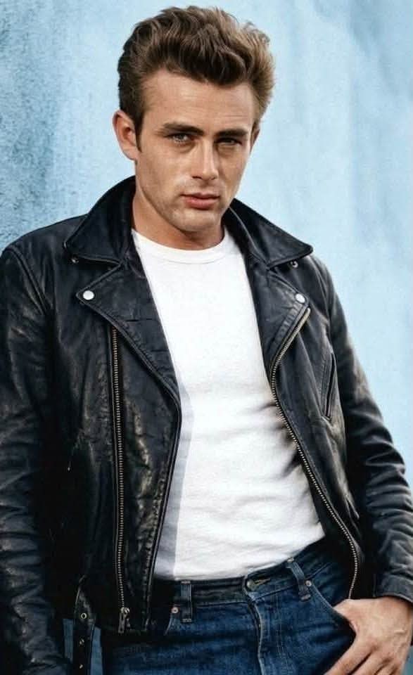 HANDSOME James Dean Rockin\' Leather Jacket 8x10 Color Photo