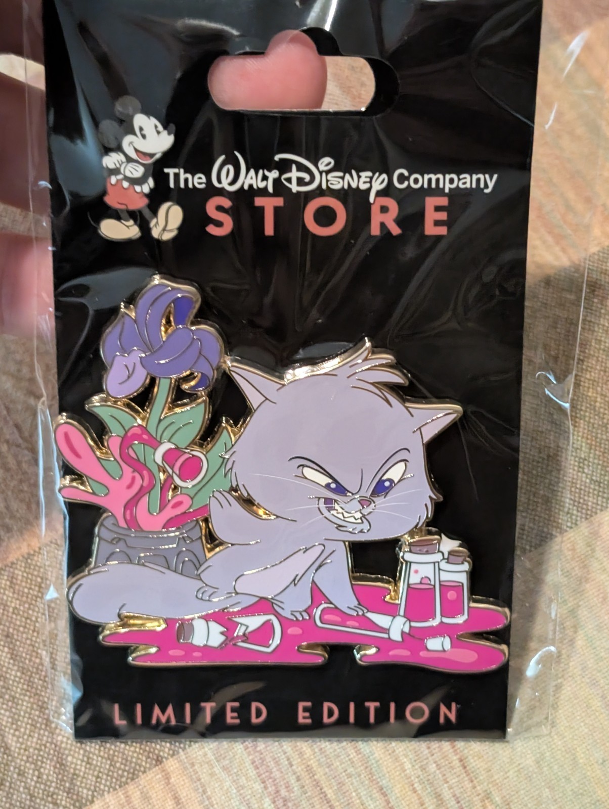 Walt Disney Company Store Cat-astrophe TWDC LE 400 Pin D23 Cat Yzma 2026