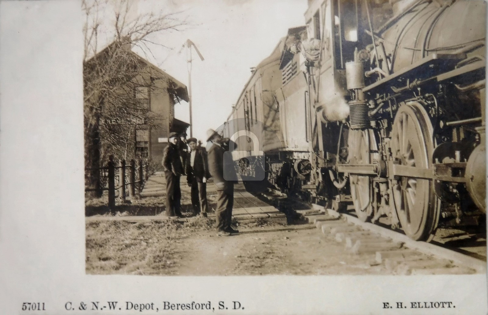 Railroad Depot Beresford South Dakota Union Co. RPPC Photo Postcard COPY
