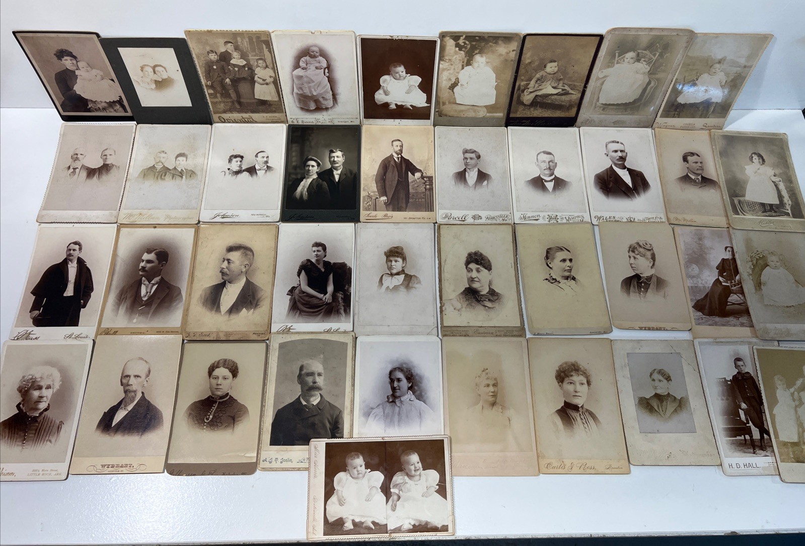 ANTIQUE 1800's CABINET CARD LOT GENTLEMAN LADIES KIDS VARIETY 40 IMAGES CARDS