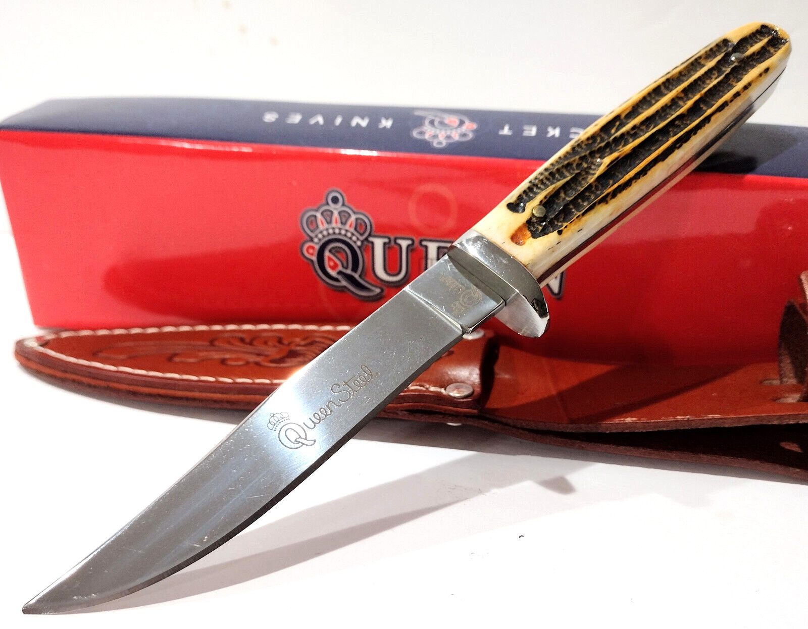 Queen Cutlery Canoe Winterbottom Jigged Bone Handles Fixed Blade Knife + Sheath Queen Cutlery Canoe Winterbottom Jigged Bone Handles Fixed Blade Knife + Sheath