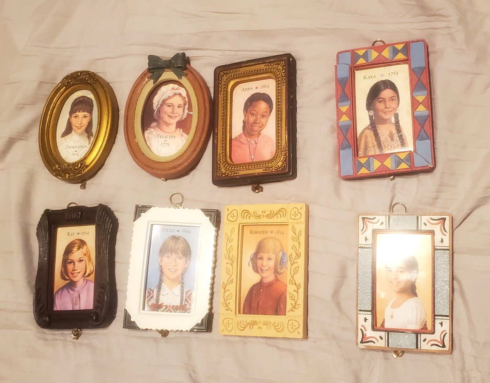 Vintage American Girl Hallmark Circle of Smiles Portraits LOT of 8 COMPLETE