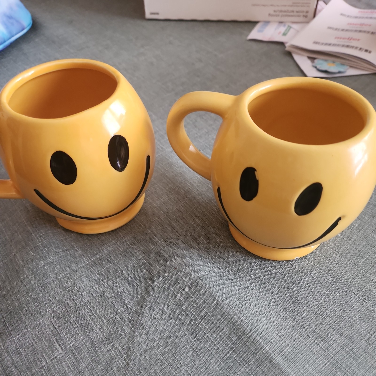 VTG 1970’s 2 Pottery Sunshine Yellow Smiley Face Smile Happy Coffee Cup Mugs VTG 1970’s 2 Pottery Sunshine Yellow Smiley Face Smile Happy Coffee Cup Mugs