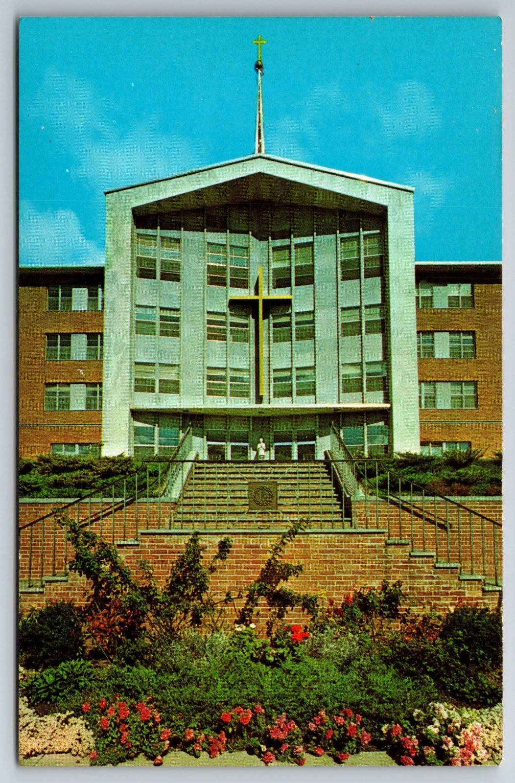MA, Stockbridge, Shadowbrook Jesuit, Vintage Postcard MA, Stockbridge, Shadowbrook Jesuit, Vintage Postcard