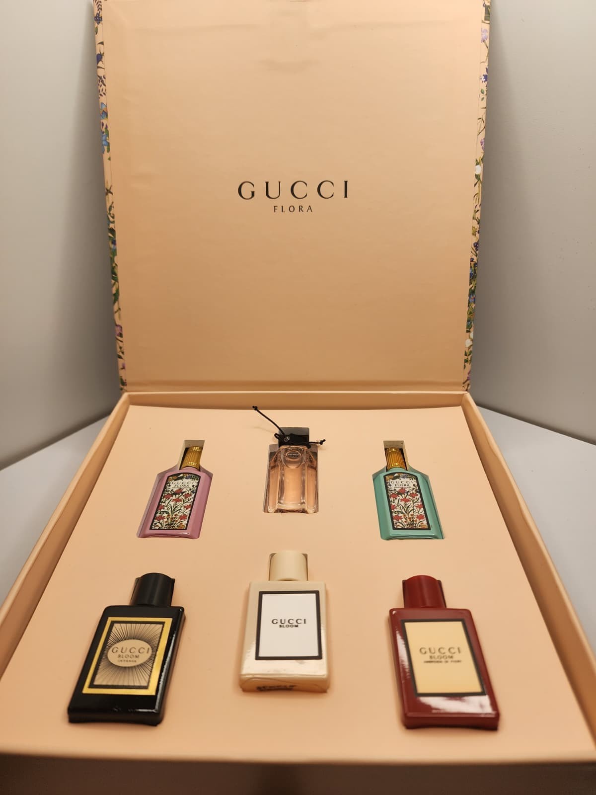 Gucci Bloom & Flora Miniature Perfume Bottle Set 5 Pcs Display Box