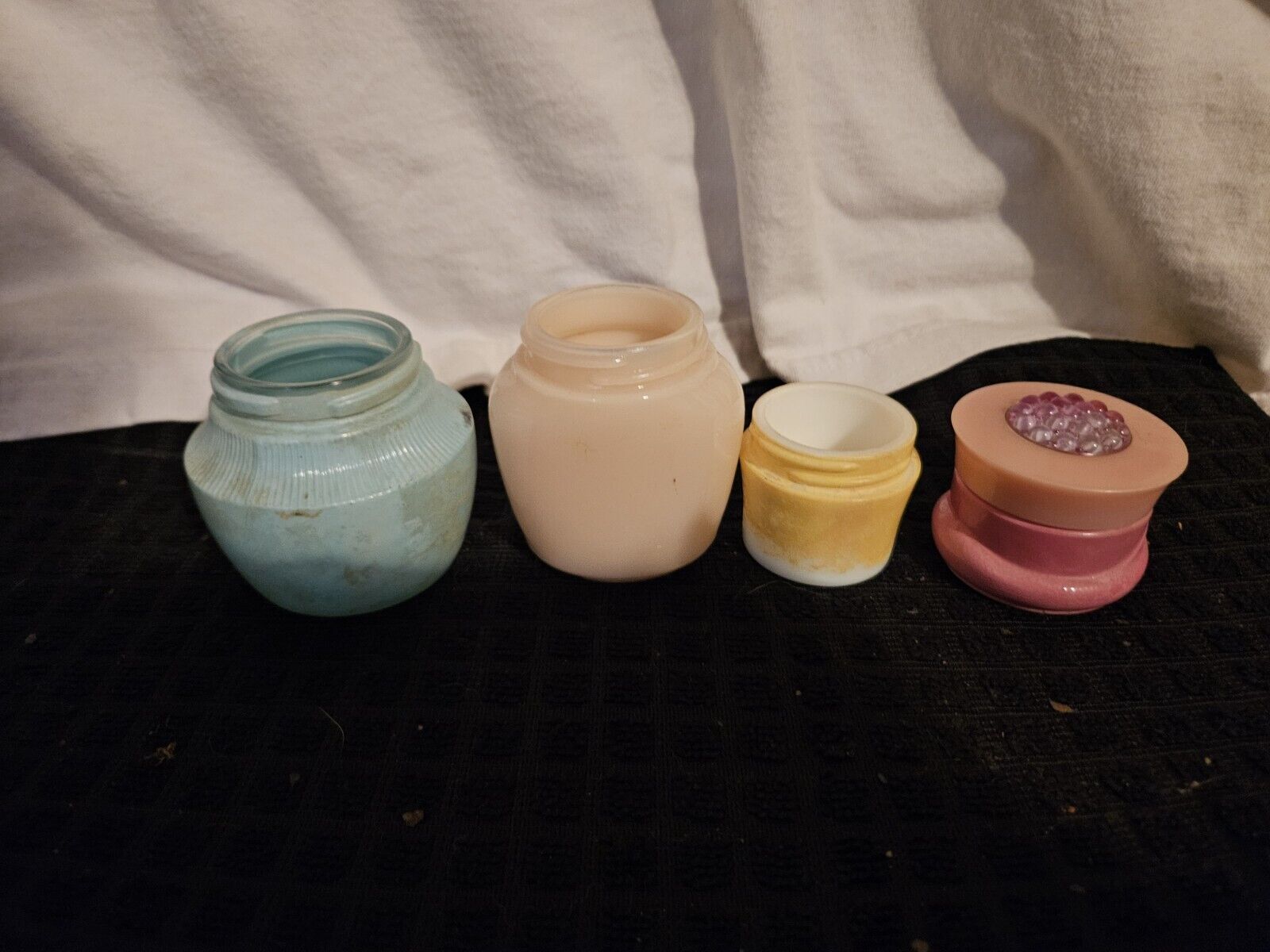 Lot 4 Vintage Ponds And Unbranded Jars Bottles Blue Pink And Yellow