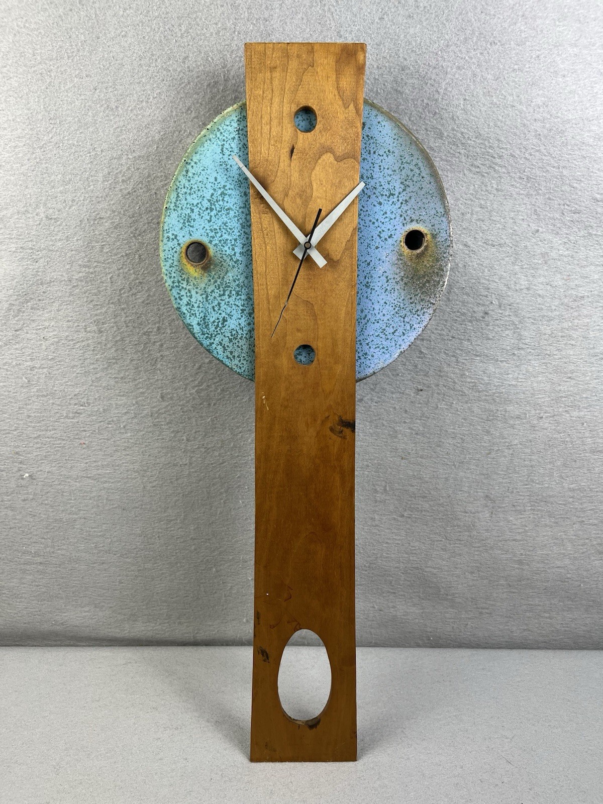 1998 Signed Rob Mangum Studio Art Pottery Creation Banjo Clock ( Incomplete )￼