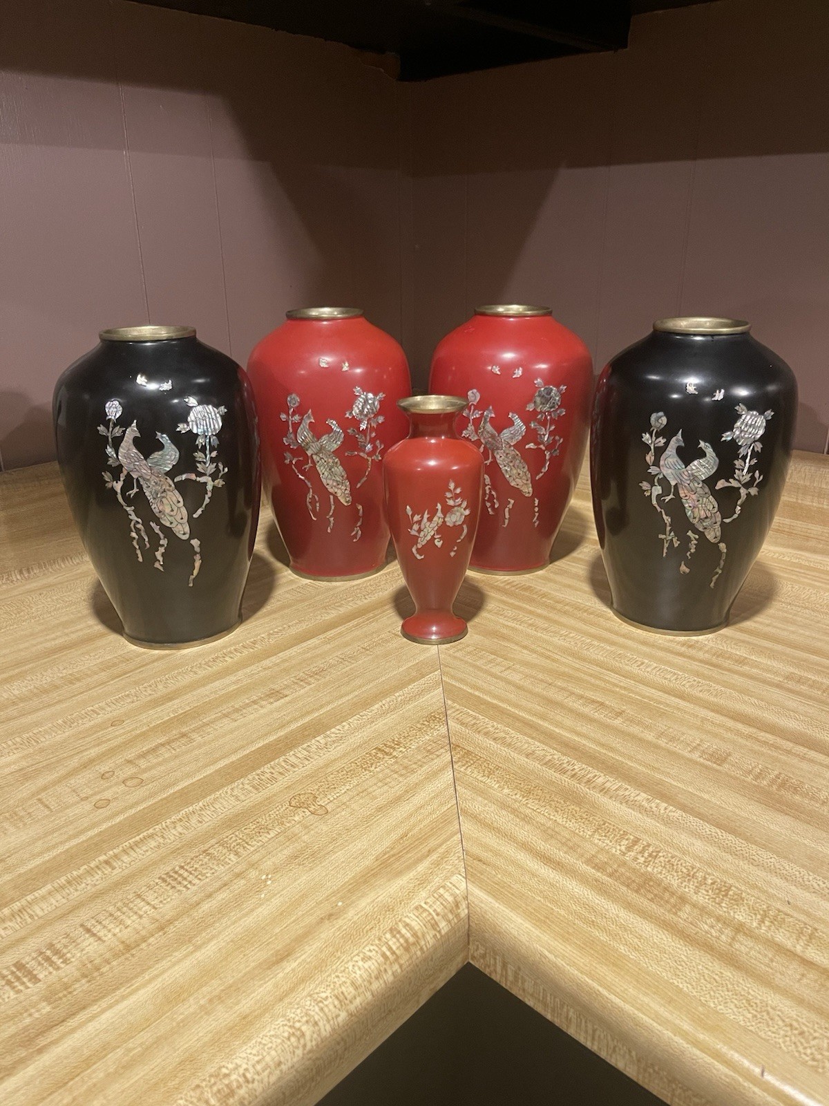 Vintage Korean Lacquer Vases Set of 5 Mother of Pearl Inlay Red Black 10” & 7.5”