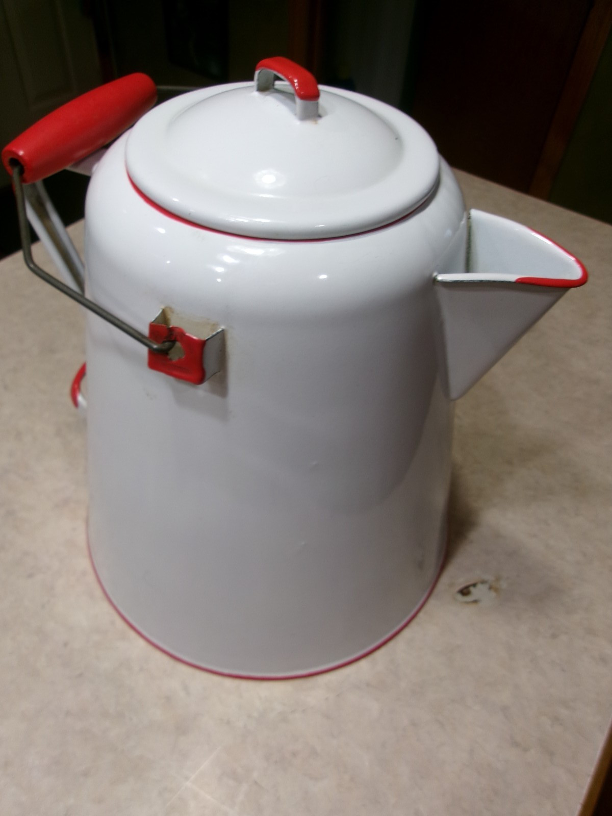 Vtg 1940's Primitive Farmhouse White & Red Enamelware Cowboy Campfire Coffee Pot Vtg 1940's Primitive Farmhouse White & Red Enamelware Cowboy Campfire Coffee Pot