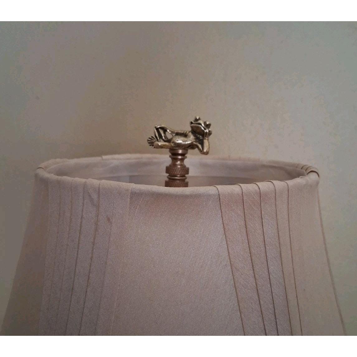 Relaxing Frog Lamp Finial Shade Topper Retro Detailed Brass Humorous Whimsical