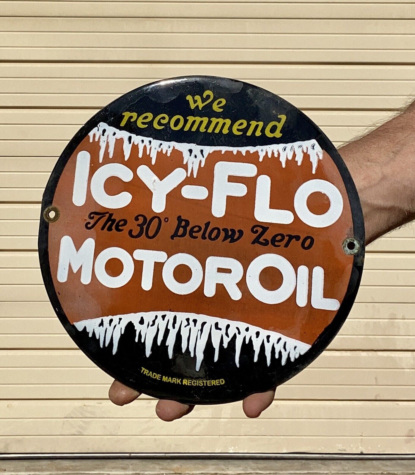 Old Vintage Icy-Flo motor oil porcelain sign Man Cave Office Shop Garage